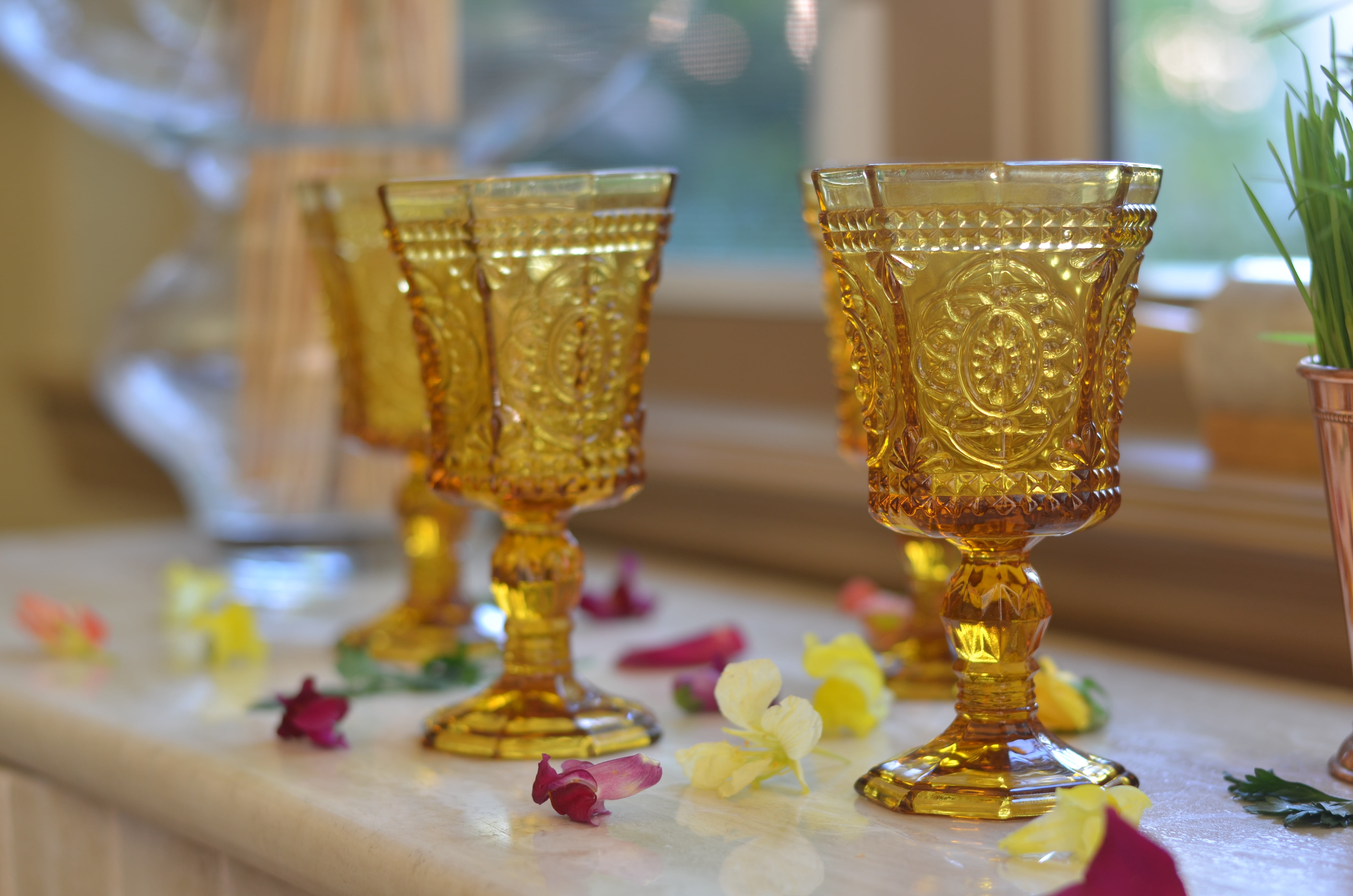 10 Strawberry Street Vatican 4 oz Champagne Flute, Set of 6, Amber Glass
