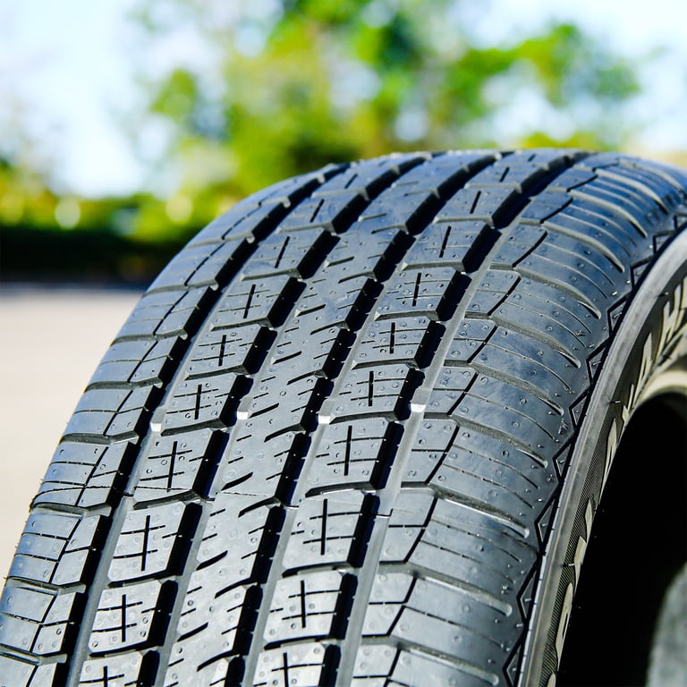 Evoluxx Capricorn 4X4 HP 235/60R18 107V XL All Season Tire