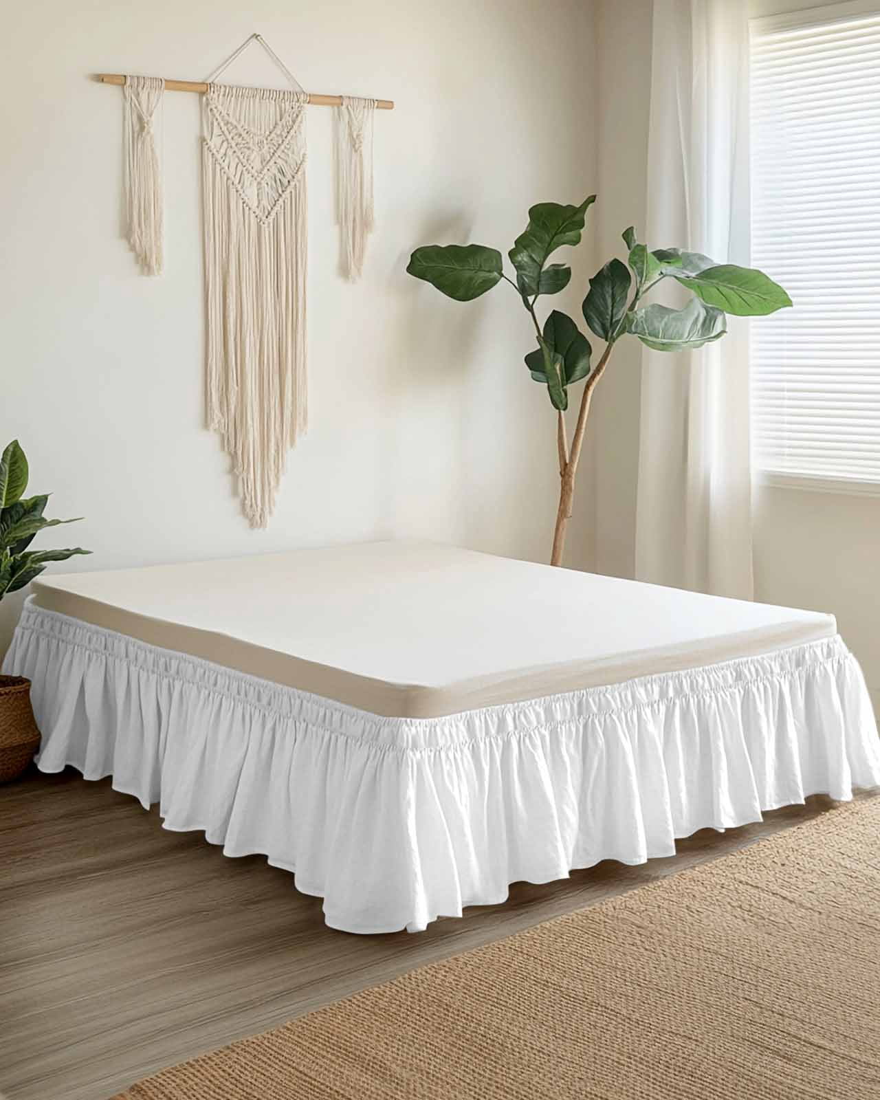 Solid Color Bed Skirt White Bed Skirts California King Size 18 Inch Drop, Wrap Around Dust Ruffle&nbsp;Bedskirt with Adjustable Elastic Belt for Queen Size Beds