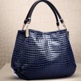 thumbnail image 3 of Bolso de mano de piel granulada de cocodrilo para mujer, 3 of 5