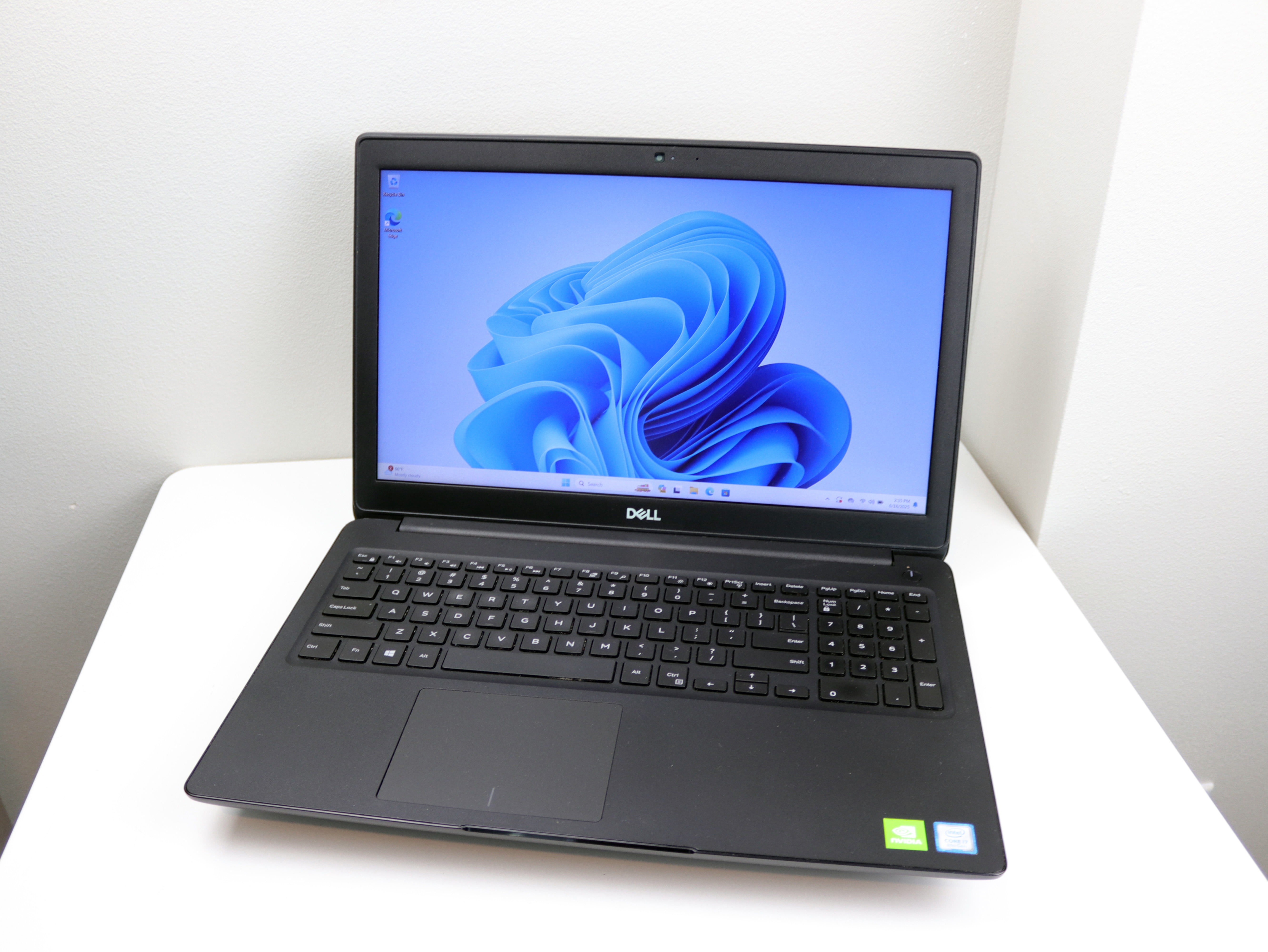 DELL　Latitude 3500　16GB　Windows11　SSD Dell Latitude 3500 i5 | 8GB RAM | 256GB SSD | 15.6