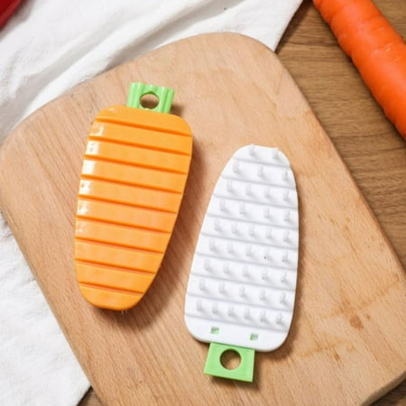 

Multifunctional Cleaning Brush Pot Pan Dish Scrubber Fruit Vegetable Brush Kitchen Cleaning Brush Bendable Carrot Shape Brush