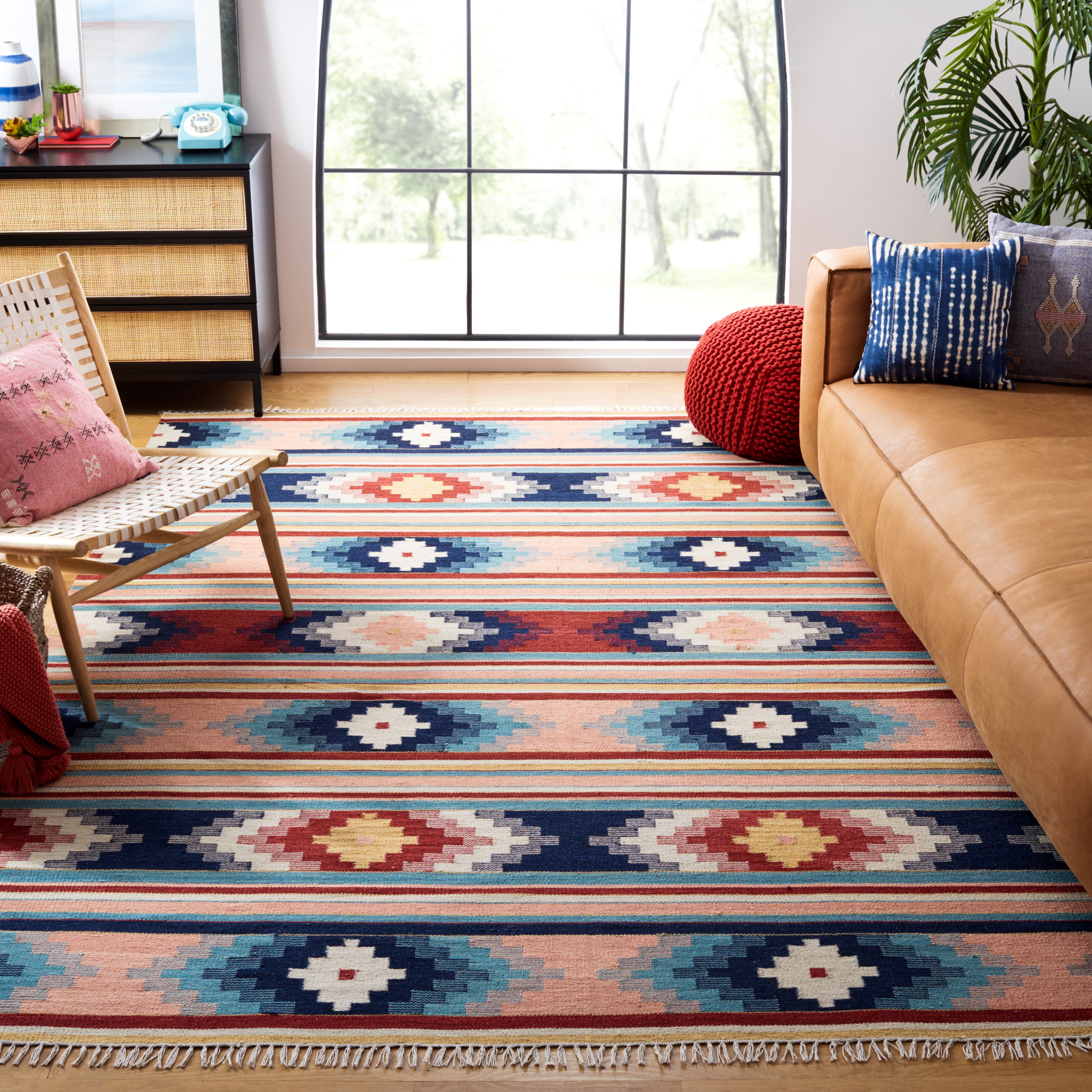 SAFAVIEH Kilim Talisha Tribal Area Rug, Light Pink/Blue, 9' x 12'