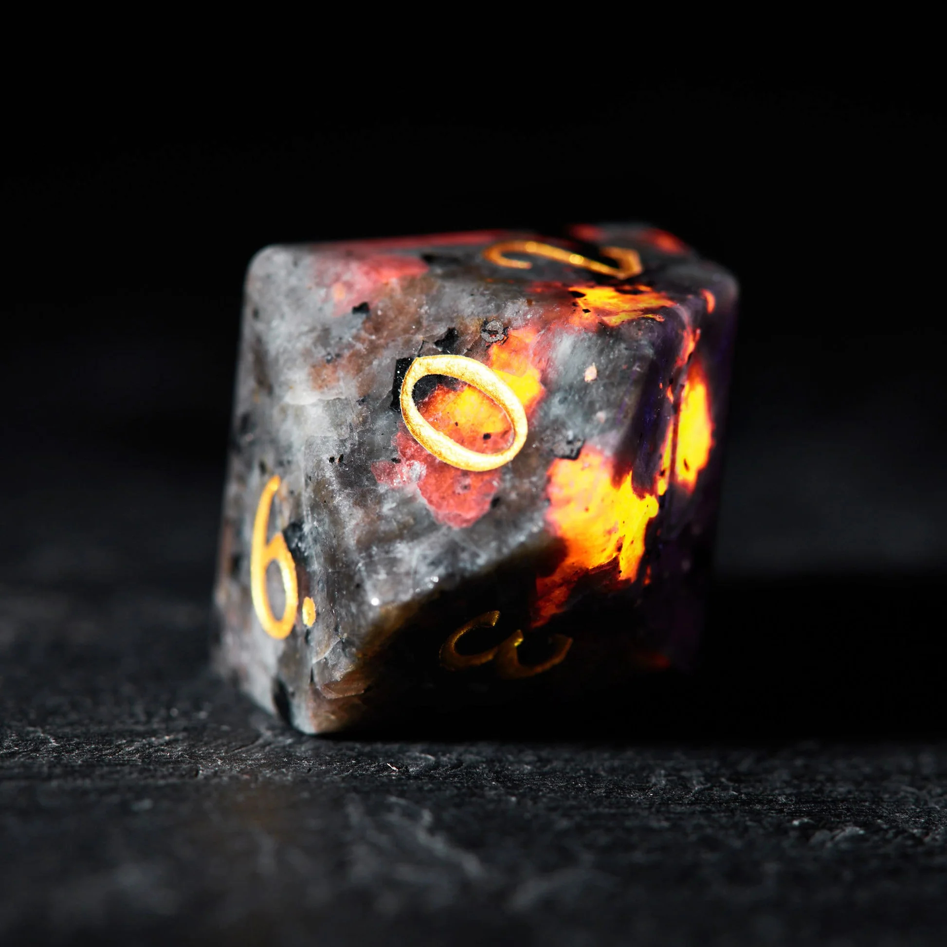 HOONGKAI DND Dice Set,7 Pcs,Volcano Eruption Lava Gem Dice Set with Gift Box , for Dungeons and Dragons D&D RPG MTG Table Games for 5 Years & up, All Ages