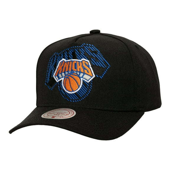 Men's Mitchell & Ness  Black New York Knicks Tilted Pro Pinch Adjustable Hat
