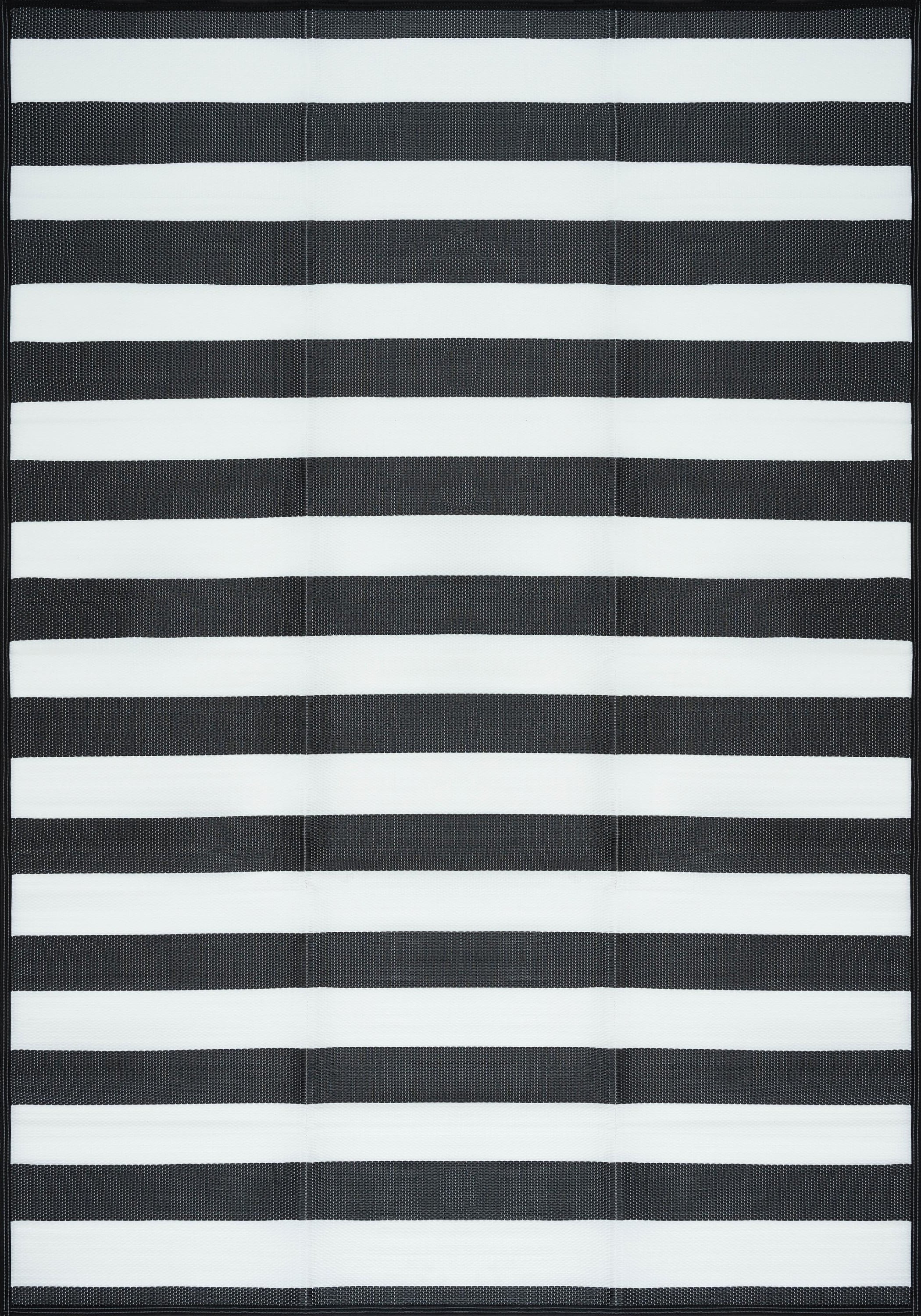Luna Contemporary Stripe Black and White Polypropylene Reversible Plastic Straw Outdoor Area Rug, 5' x 6'11'' Rectangle
