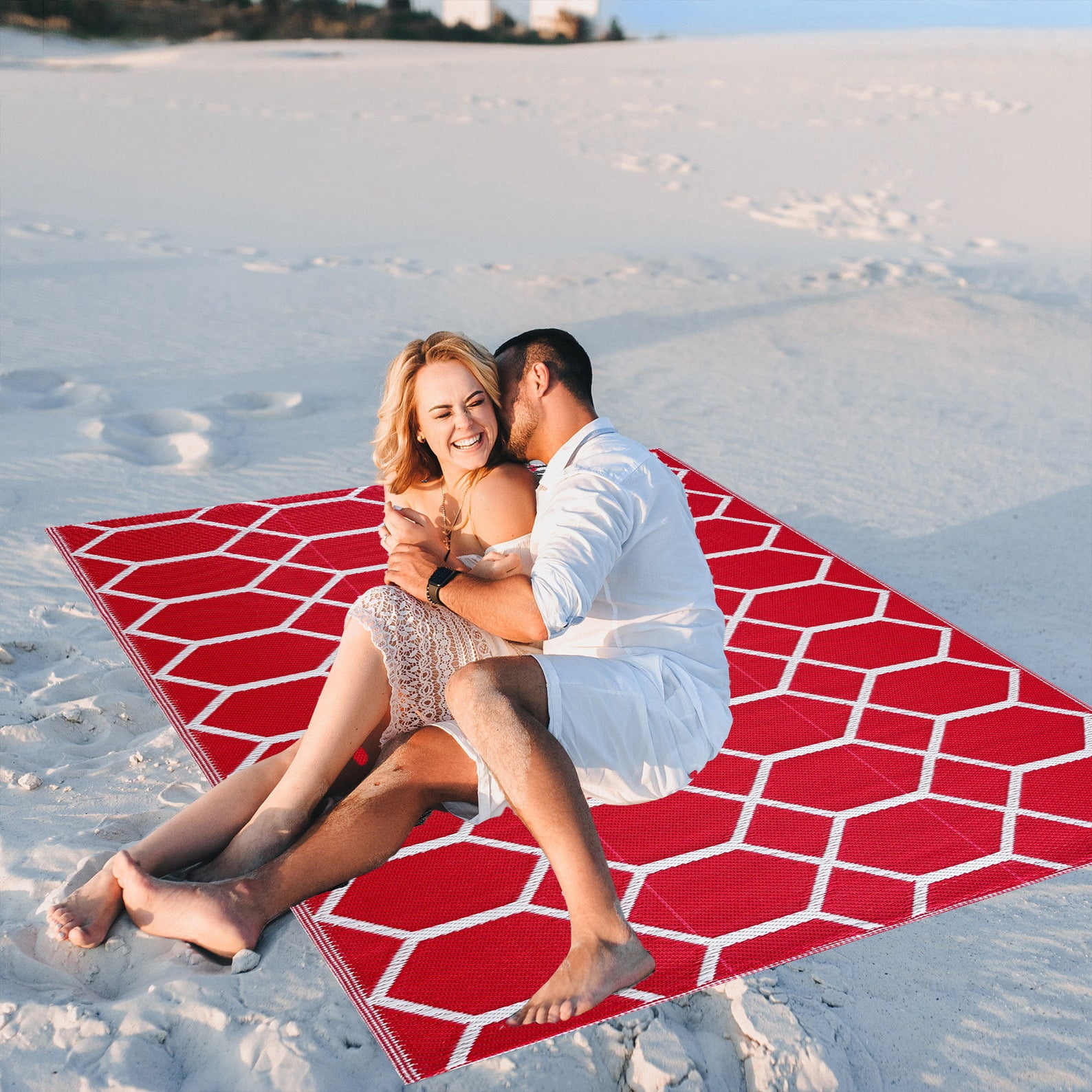 Outdoor Rug - Folded Design - Recycled Plastic Mat for Patio, Camping, Beach, Balcony, Porch, Deck - Weather, Water, Stain, Lightweight, Fade and UV Resistant - Miami - Red & White