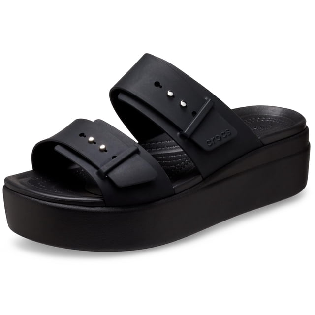 Sandalias Crocs Brooklyn Buckle Low Wedge negras para mujer