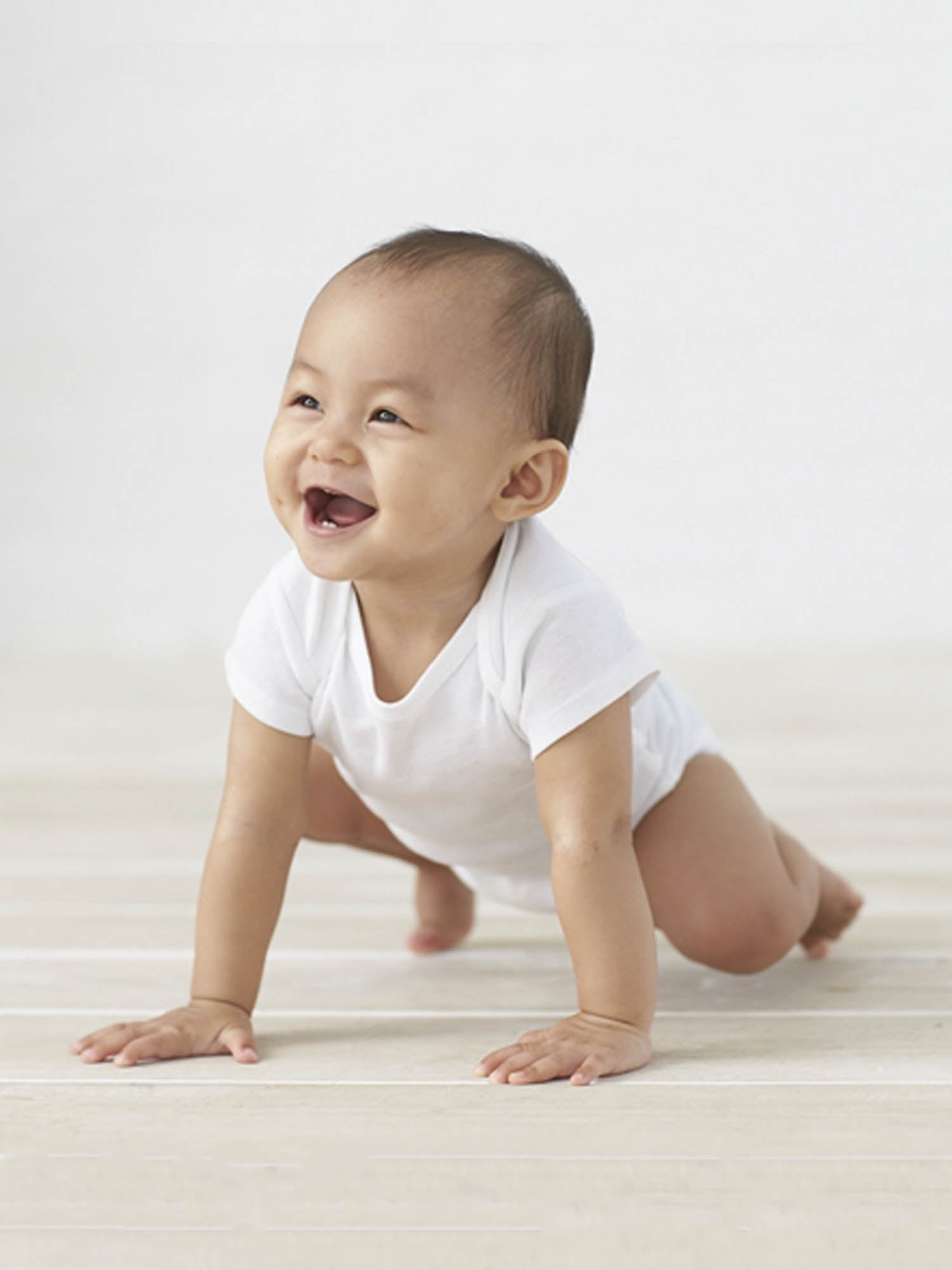Gerber Baby Boy or Girl Gender Neutral White Short Sleeve and Long Sleeve Onesies Bodysuit Bundle, 8-Piece