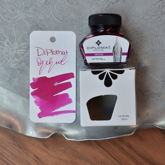 Diplomat Ink Bottle - Orchid