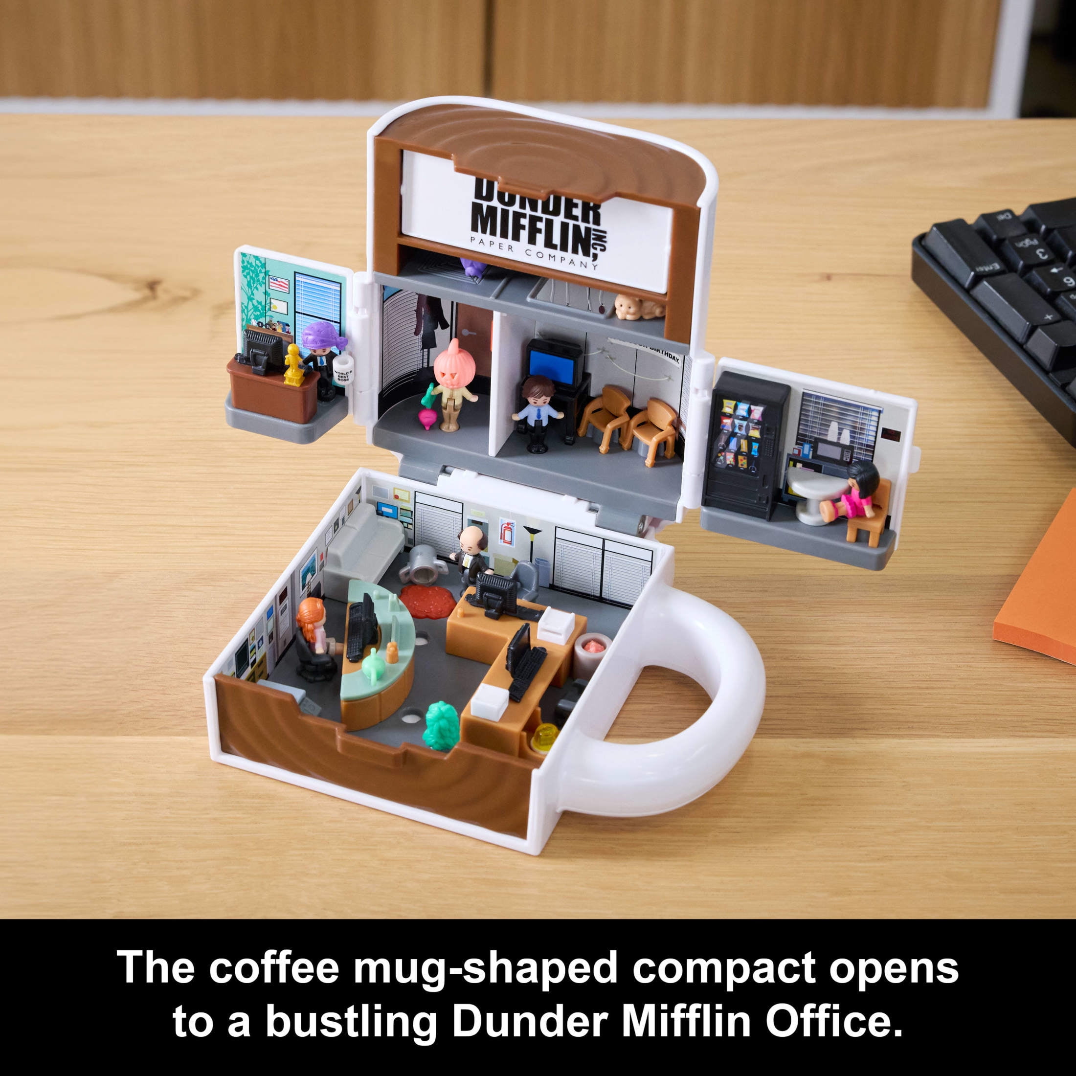 Polly Pocket x The Office Best Boss Mug Compact, Dunder Mifflin Character Set Collectible Toy