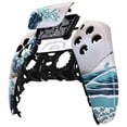 thumbnail image 3 of Carcasa Frontal para Controlador PS5 eXtremeRate The Great Wave Touchpad, 3 of 4