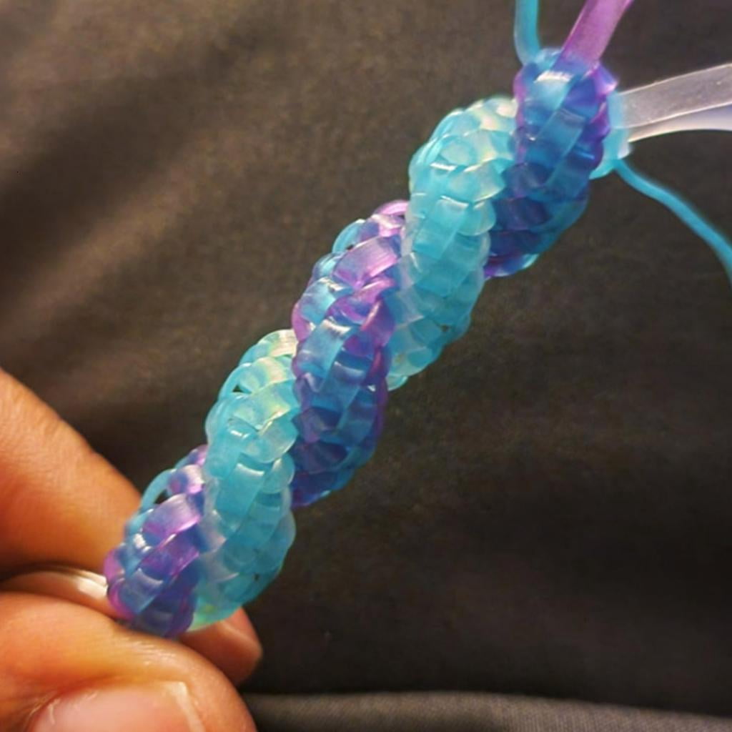 Giaone Lanyard and Bracelet Craft with 20 Colored Plastic Laces and Metal Accessories