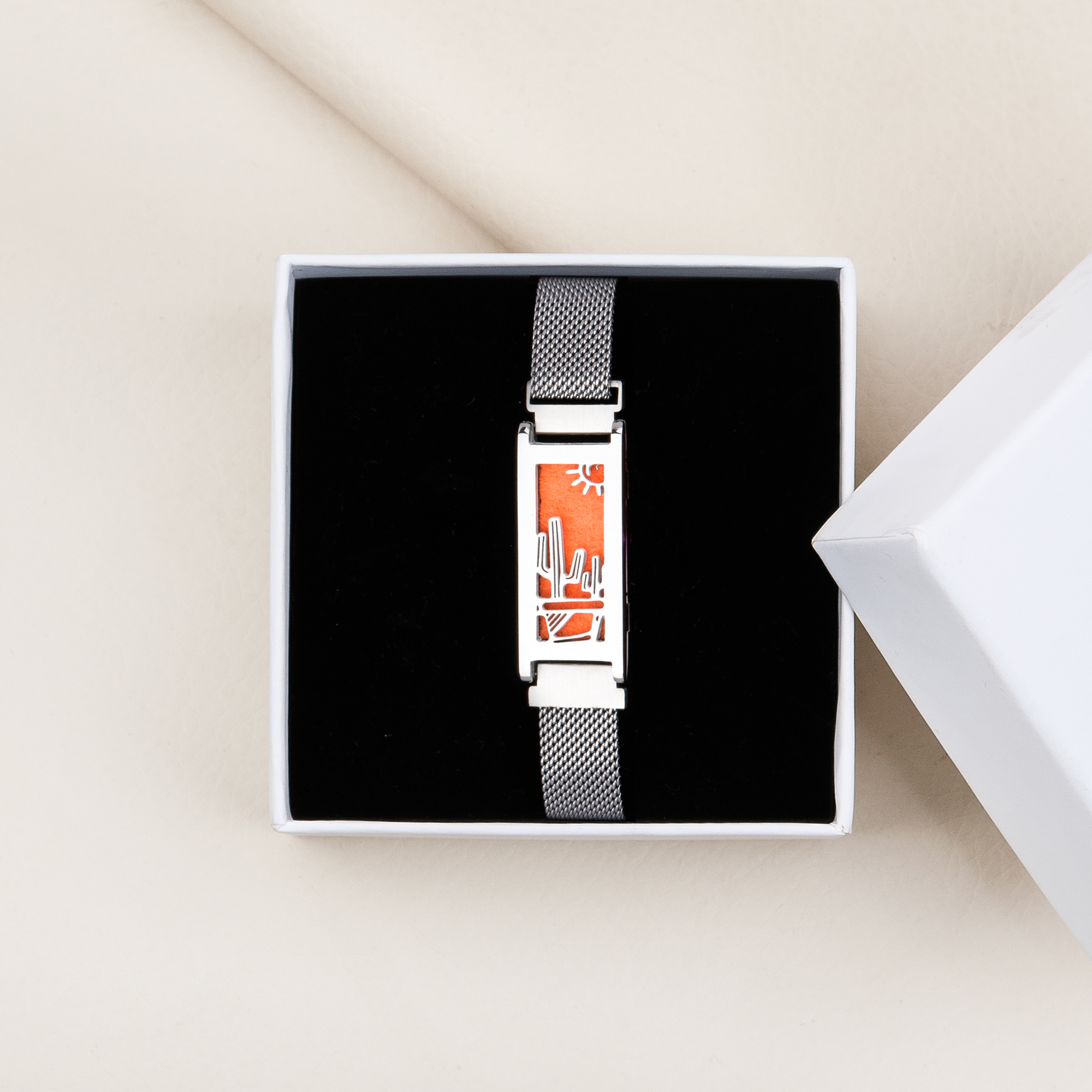 Anavia Essential Oil Bracelets, Aromatherapy Bracelet, Diffuser Bracelet, Aromatherapy Oil Lockets, Diffuser Lockets, Aromatherapy Jewelry, Diffuser Jewelry, With Gifts Box-[Silver]