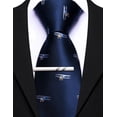 thumbnail image 3 of Juego de clips planos de seda azul marino Barry.Wang para corbatas, 152 cm, 3 of 6