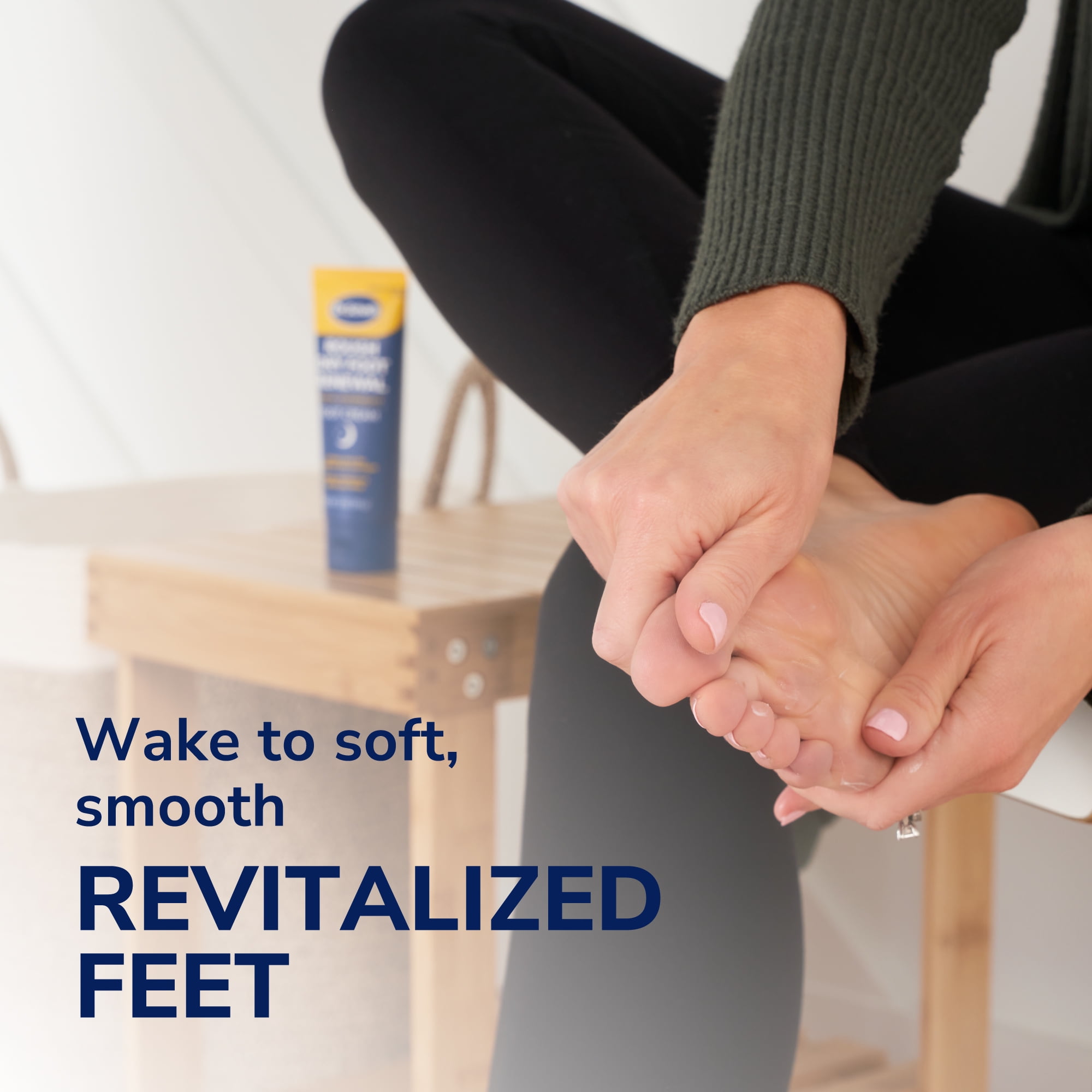 (4 pack) Dr. Scholl's Rough, Dry Foot Renewal Ultra Overnight Treatment Kit with 3oz Foot Cream and Foot Sleeves