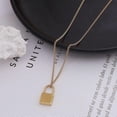 thumbnail image 2 of Collar con candado chapado en oro de 18 quilates, collar con letras minimalistas para mujer, 2 of 3