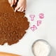 thumbnail image 5 of Juego de 26 cortadores de galletas con forma de letras del alfabeto para fondant, decoración de pasteles y tartas., 5 of 8