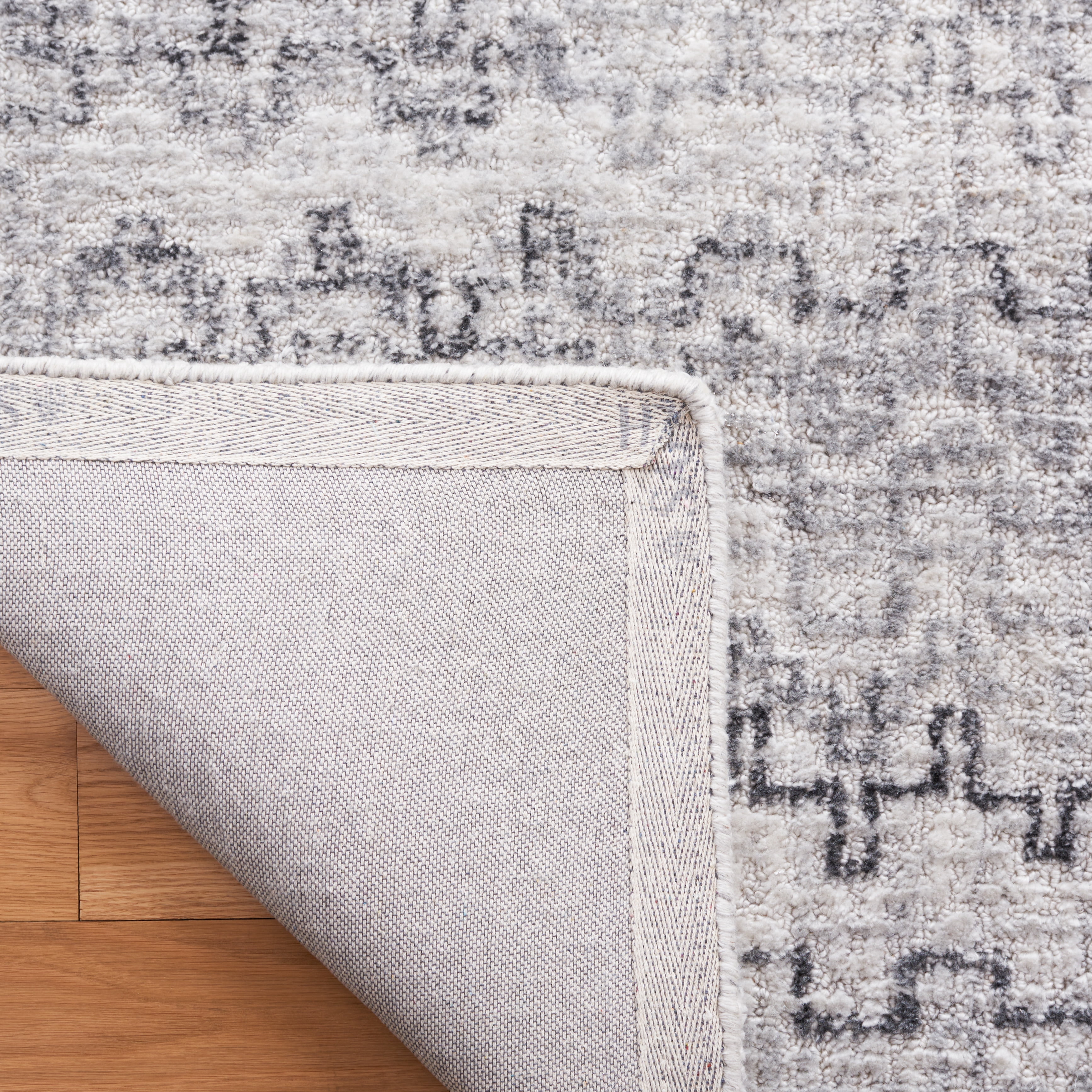 SAFAVIEH Marquee Endika Geometric Polyester Area Rug, Grey/Ivory, 8' x 10'