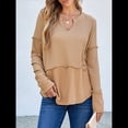 thumbnail image 4 of Camisetas Henley de Larga con Cuello en V para Mujer, Túnicas de Punto Informales, Conjuntos de Otoño con Abertura para el Pulgar. Caqui XXL, 4 of 8