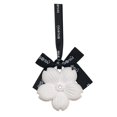 thumbnail image 3 of Colgante de yeso con aromaterapia y flor de camelia, bálsamo purificador de aire sólido, yeso de aromaterapia, colgante de perfume para coche, 3 of 5