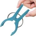 thumbnail image 4 of Beach Towel Clips Plastic Quilt for Laundry Sunbed Lounger Clothes Pegs, 4 of 8
