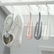 thumbnail image 5 of Soporte de plástico para colgar zapatos, con 2 ganchos, para ahorrar espacio, para lavandería, tendedero, color blanco, 5 of 5