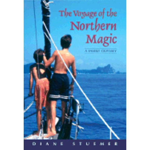 Pre-Owned The Voyage of the Northern Magic: A Family Odyssey (Paperback) 0771082630 9780771082634