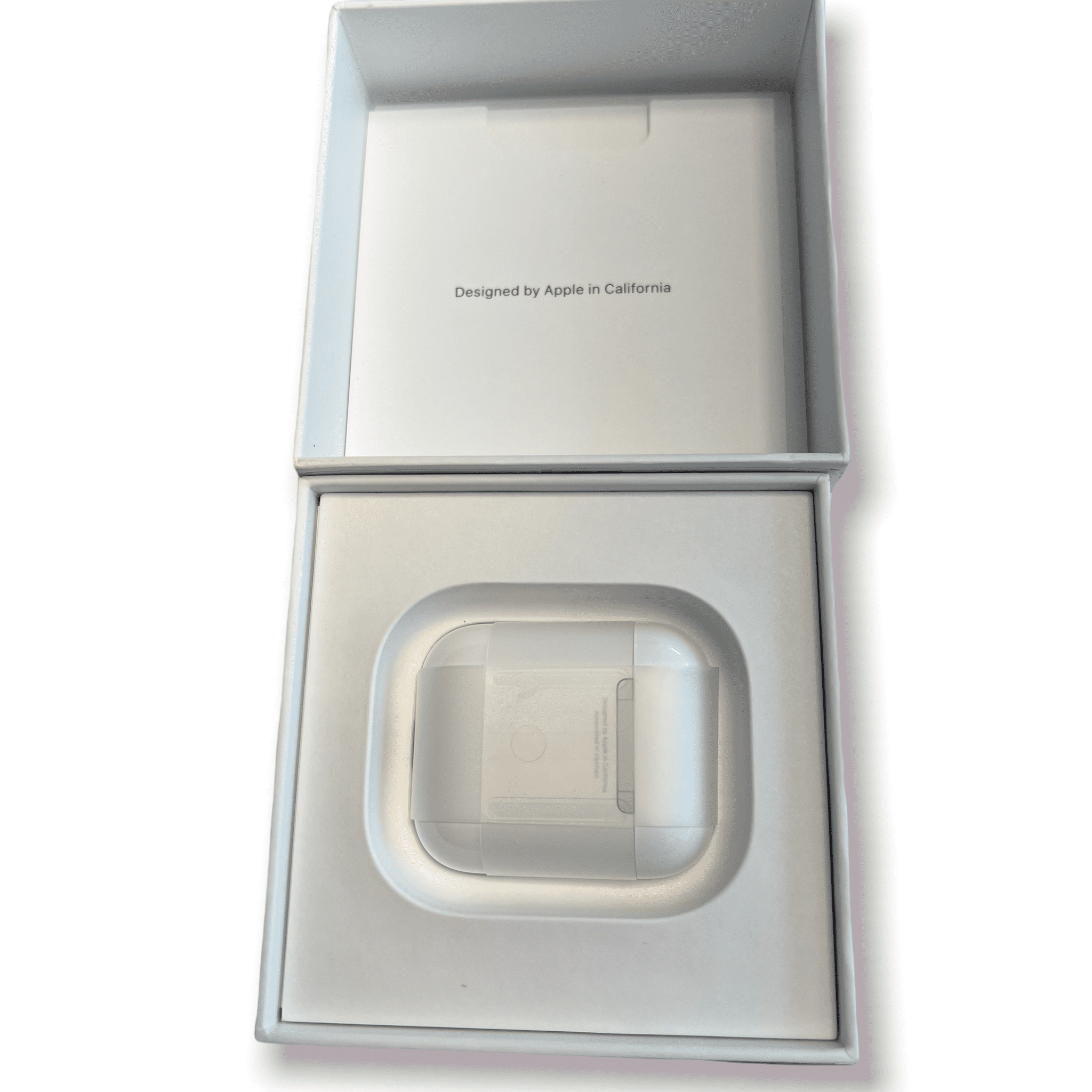 Pre-Owned Apple AirPods with Wireless Charging Case.USED.Grade A