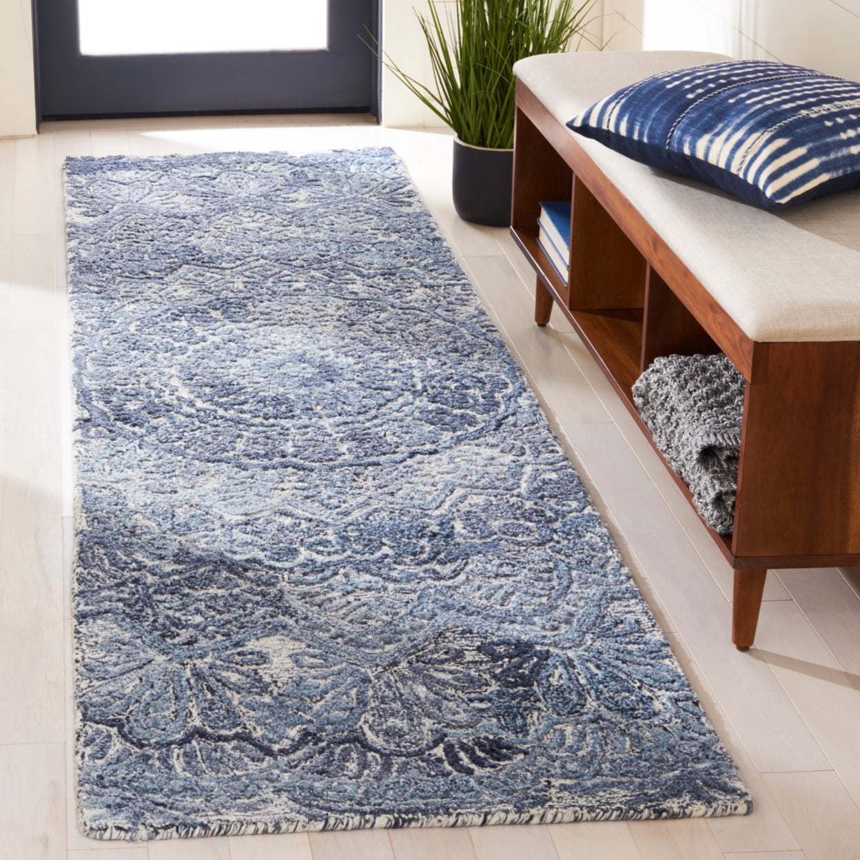 SAFAVIEH Marquee Georgiana Floral Area Rug, Blue/Grey, 3' x 5'