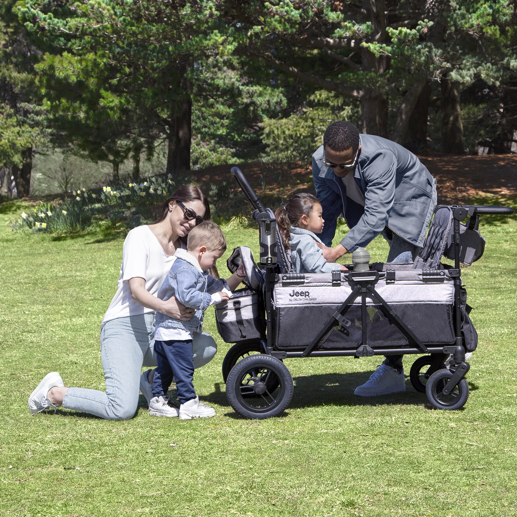 Jeep, Deluxe 4 Seater Stroller Wagon, Grey, with Convertible Seats -  Walmart.com