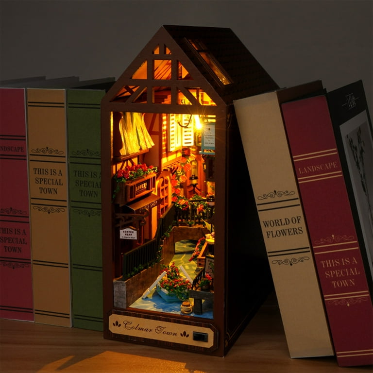 Fsolis DIY Book Nook Kit, DIY Miniature Dollhouse Kit Booknook DIY  Bookshelf Insert Personalized Assembled Bookends 3D Wooden Puzzle Bookcase  Diorama