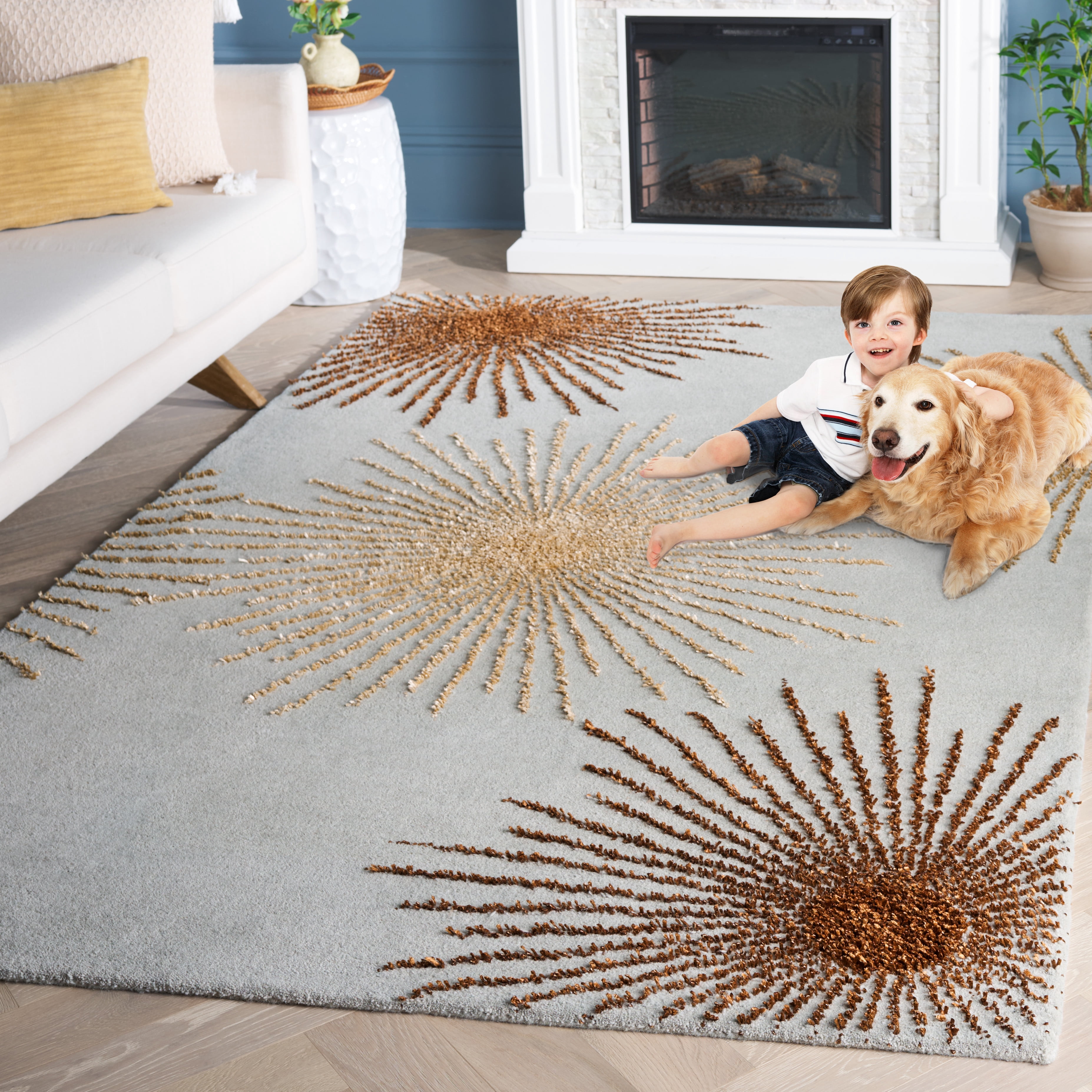 SAFAVIEH Soho Fiesta Geometric Area Rug, Light Blue/Multi, 2'6" x 4'