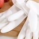 thumbnail image 5 of Guantes de limpieza para el hogar de 4 pares Guantes de cocina impermeables Guantes protectores de acero plástico Guantes antideslizantes para el hogar para uso de limpieza (Tamaño S Blanco), 5 of 5