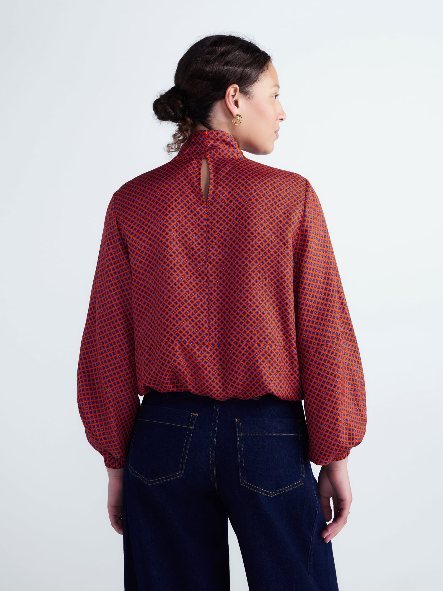 Free Assembly Women's and Women's Plus Silk Tie Neck Top with Long Sleeves, Sizes XXS-4X