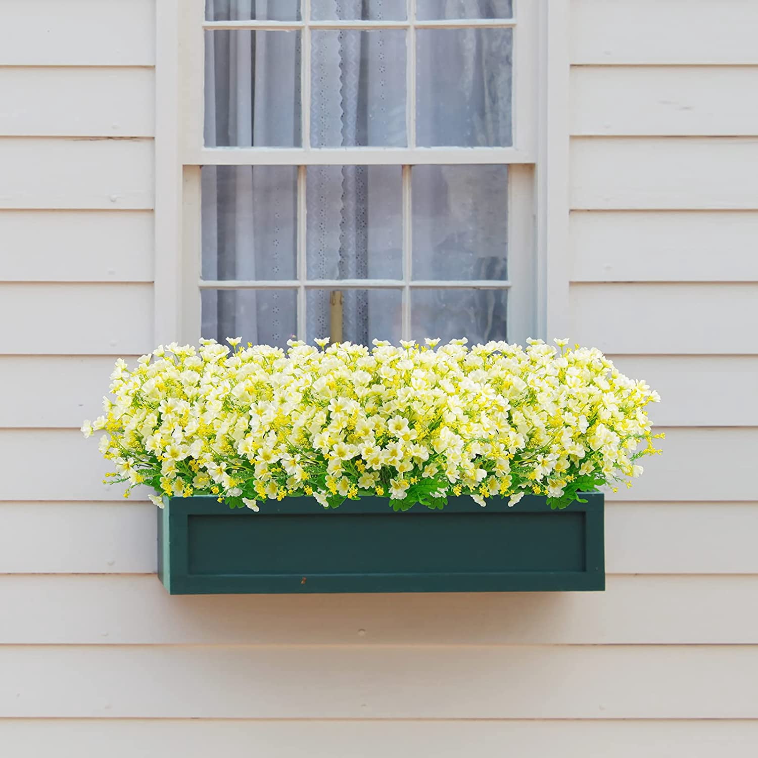 Artificial Flowers for Outdoors, 12 Bundles Fake Flowers Bulk UV Resistant Daisy Flowers Plastic Greenery Shrub Plant Window Box Flowers for Wedding Garden Home Porch Summer Decor White
