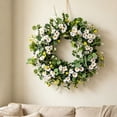 thumbnail image 1 of Corona decorativa con margaritas blancas y hojas verdes, 50 cm de diámetro, decoración para el hogar de interior/exterior, adorno colgante de estilo natural., 1 of 7