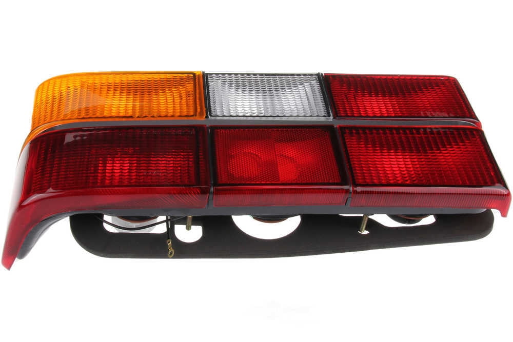 URO Parts 1372226 Tail Light Assembly