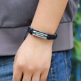 thumbnail image 2 of Pulsera de piel cruzada para hombre, pulsera ajustable de piel de vacuno, 2 of 2
