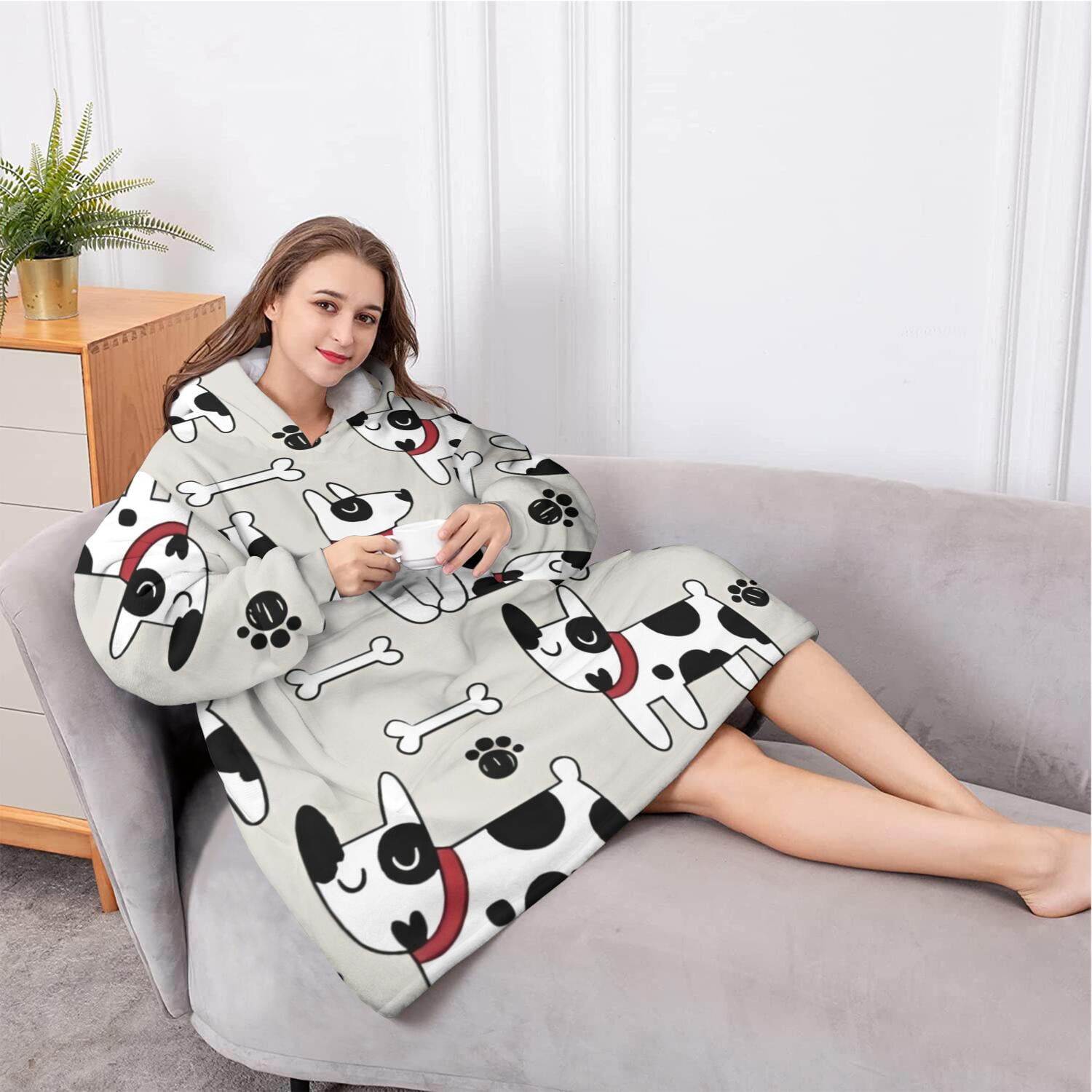 Oversized Wearable Blanket Hoodie,Bulldog Dog Sherpa Blanket Hoodie with Super Pockets,Super Warm Fuzzy Pullover for Women & Men