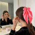 thumbnail image 4 of Elegante pinza para el pelo con lazo largo de satén para niñas, perfecta para bodas, fiestas y uso diario, 4 of 6
