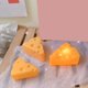 thumbnail image 1 of Decoración hogareña Gwong Night Light Creative Warm Atmósfera Forma de queso Universal Dormitorio Noche Luz para la sala de estar Gwong 21080694, 1 of 6