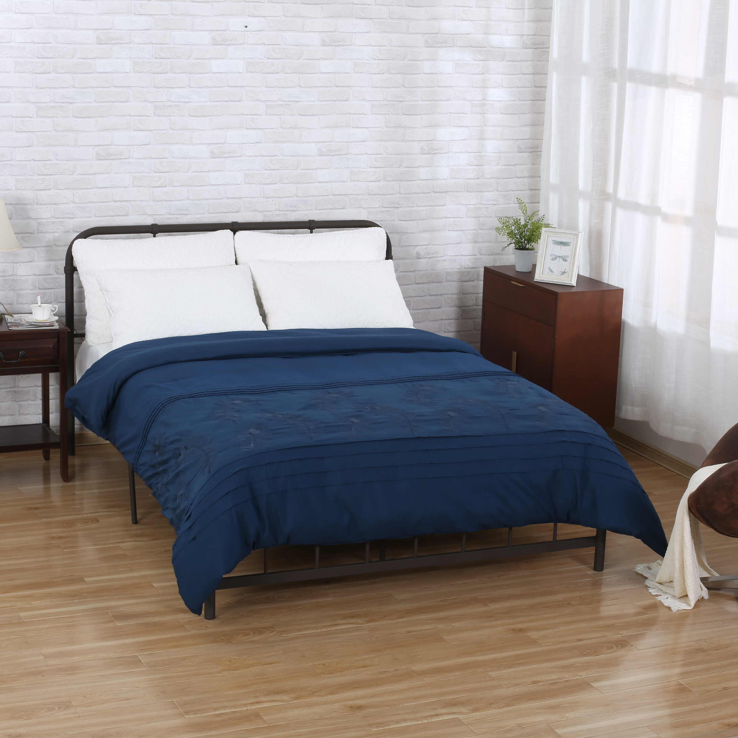 Zoey Queen Duvet Cover, Navy