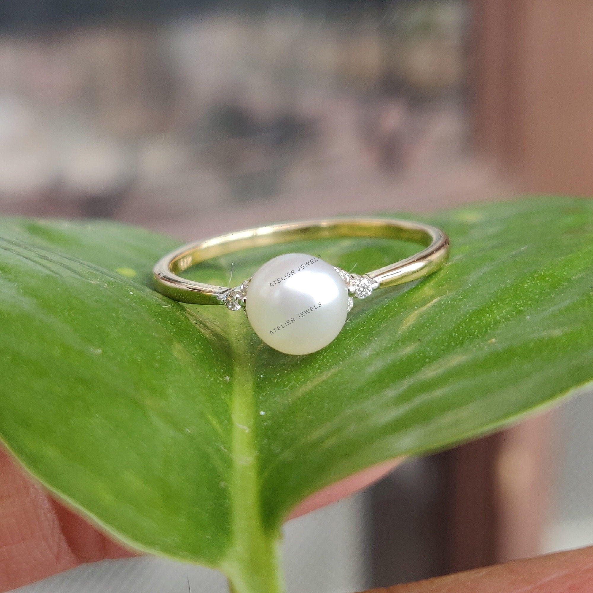 14K Gold Pearl Diamond Ring, Bridesmaids' Alternative Engagement Ring, Pearl Diamond 14K Yellow Gold Ring, Pearl Jewelry, June Birthstone