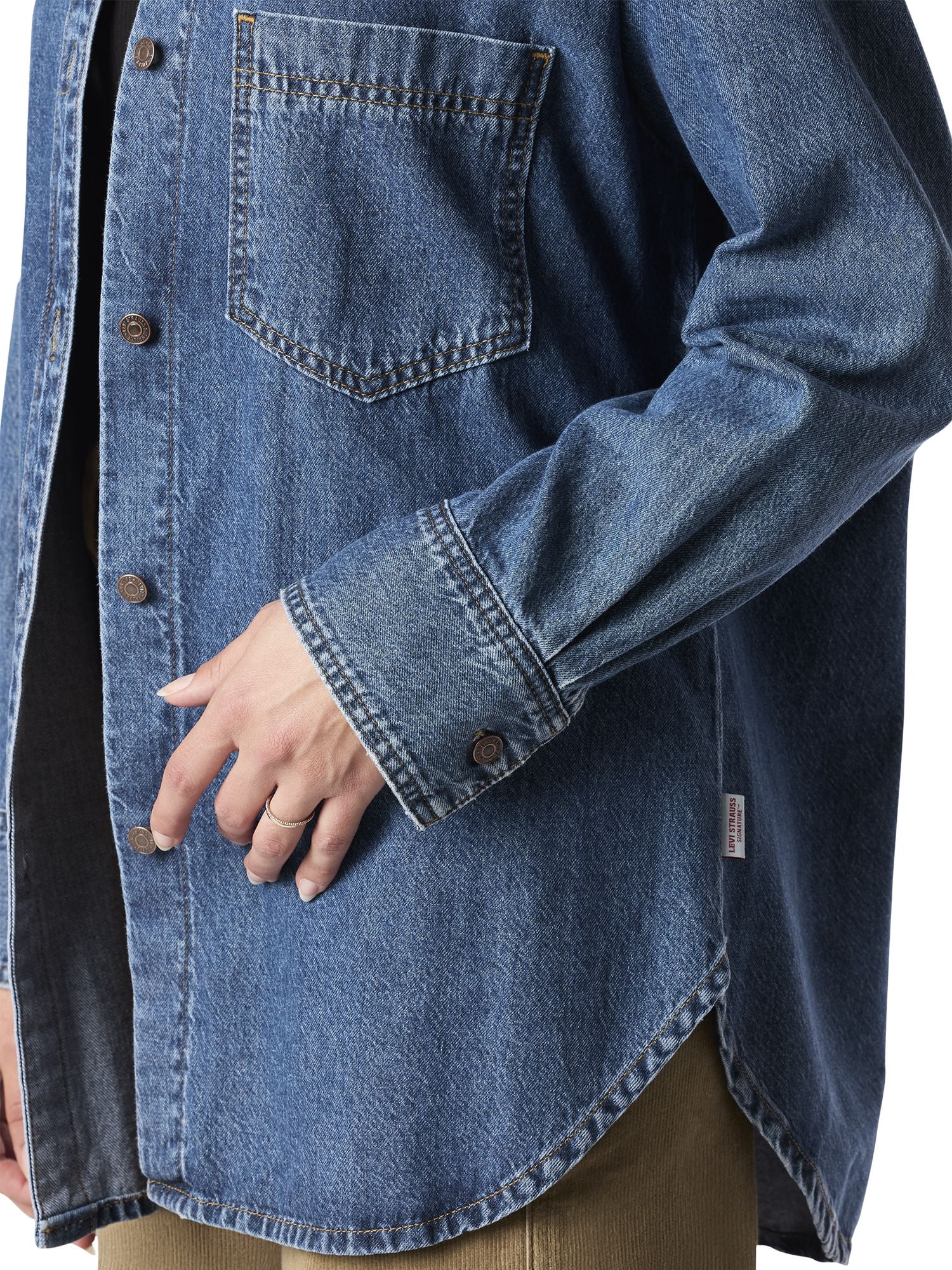 Levi Strauss Signature Women's Vintage Relaxed Denim Shirt