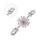 thumbnail image 2 of Pinzas para suéter con diseño de flores talladas a mano, chapadas en plata antigua, para unir prendas, para cárdigans y para el cuello (plata antigua), 2 of 7