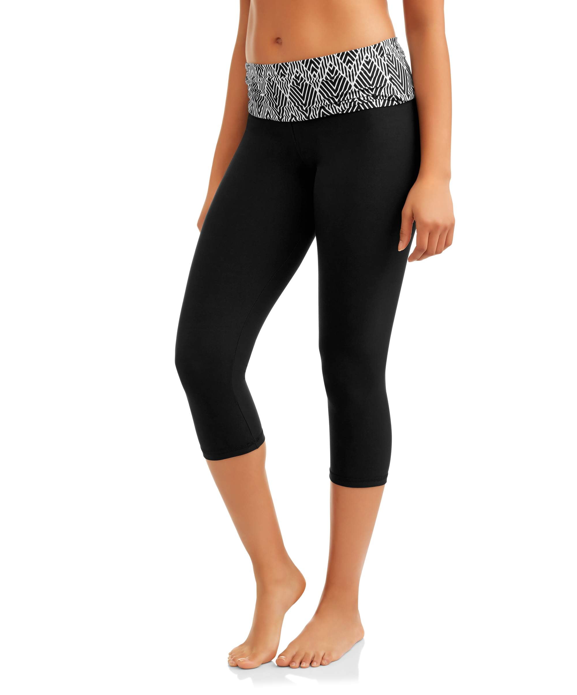 Juniors' Essential Skinny Capri Yoga Pants