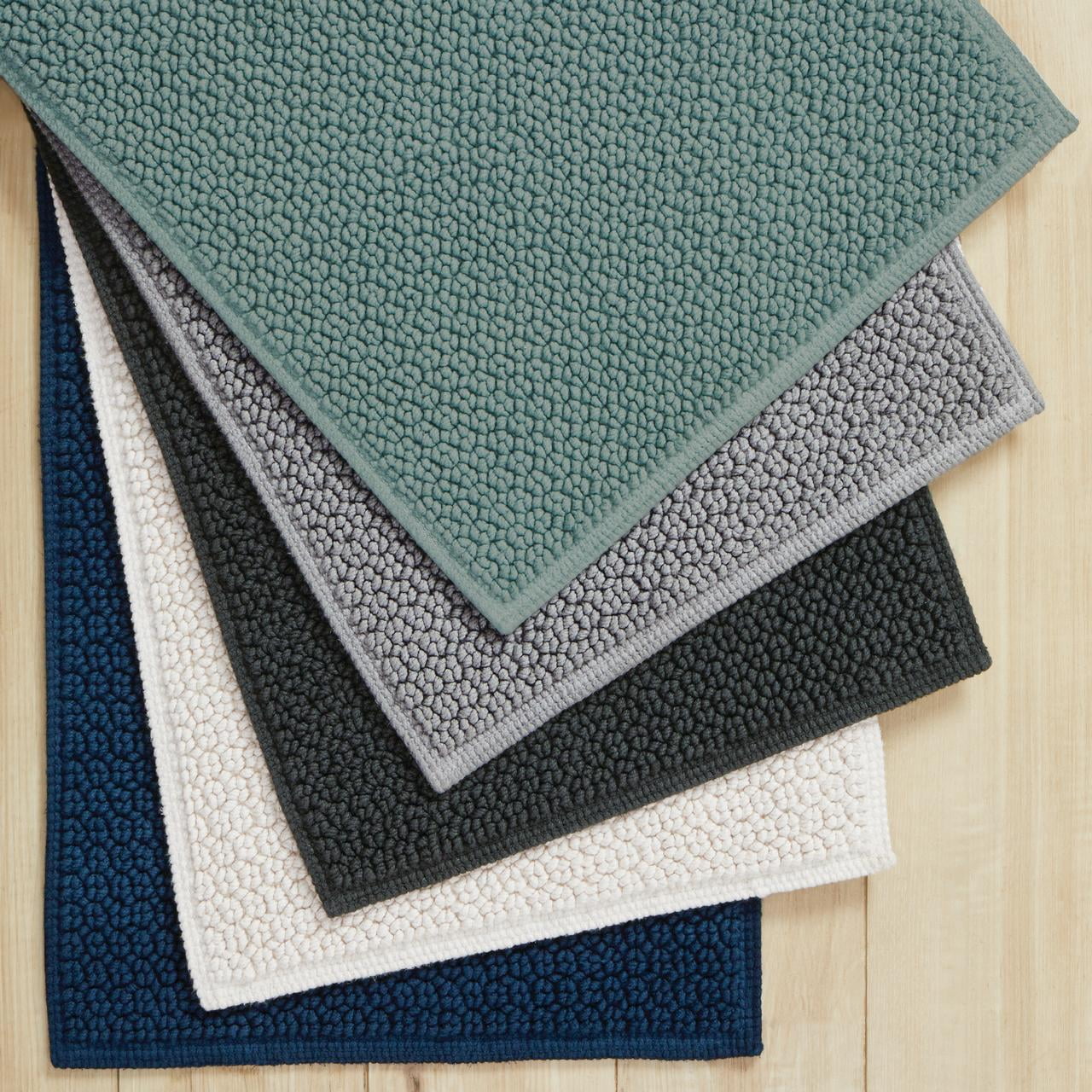 Better Homes & Gardens Signature Soft Looped Bath Mat, Soft Silver, 20" x 34", 100% Cotton, 20"x34"