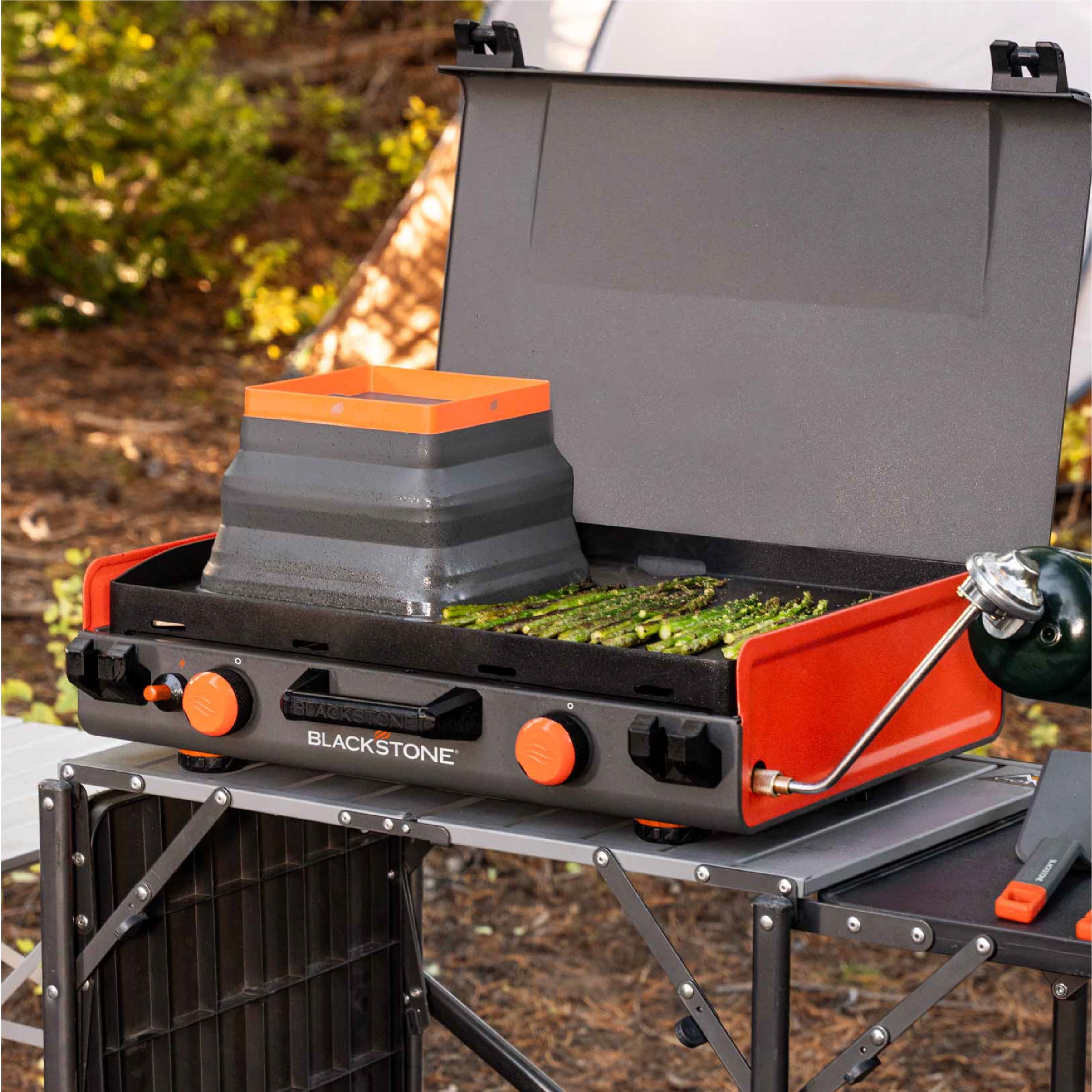 Blackstone Adventure Ready Collapsible Basting Dome with Handle