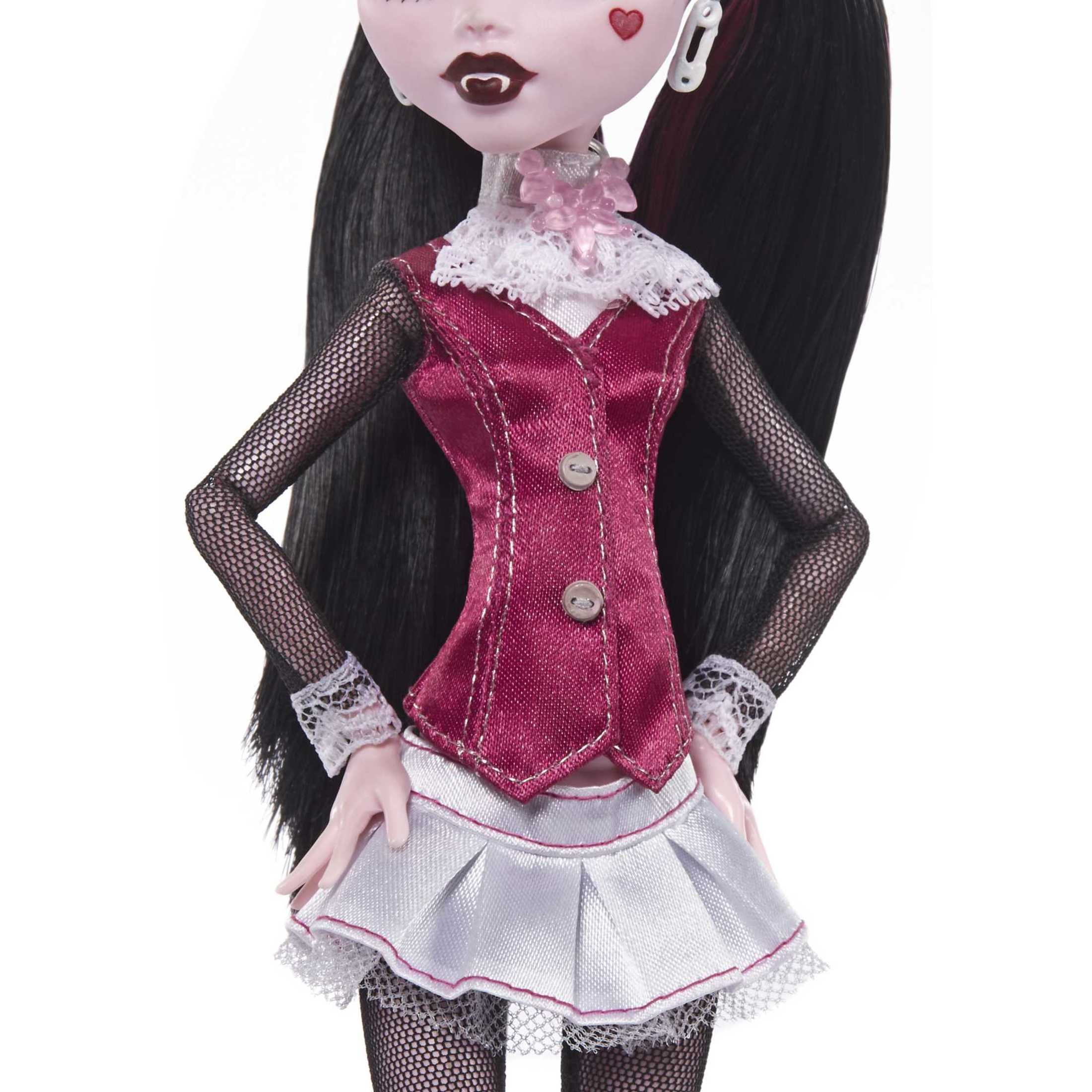 Monster High Draculaura Doll, Collectible Reproduction in Original Look with Diary & Doll Stand